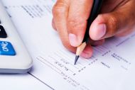 Τα οκτώ μέτρα για την κοινωνική ασφάλιση παρουσίασε ο Στρατούλης