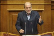 Αλεξιάδης: Δεν θα διαγράψουμε τα χρέη των οικονομικά ισχυρών 