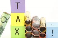 Βγαίνει... παγανιά η Εφορία με στόχο 4,5 δισ. το μήνα