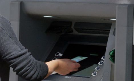 Picture 0 for Έκτακτο επίδομα 250 ευρώ: Σήμερα πληρώνονται 630.000 δικαιούχοι