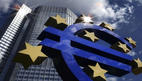 Picture 0 for ΕΚΤ: Τα υψηλά επιτόκια μπορεί να μειώσουν τελικά τα κέρδη των τραπεζών - Εύθραυστη ισορροπία για νοικοκυριά κι επιχειρήσεις