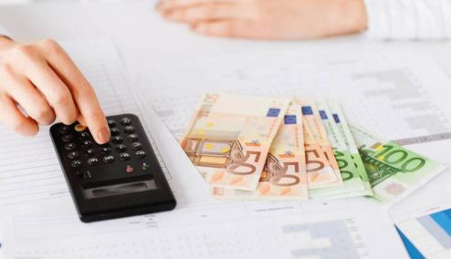 Picture 0 for Ελεύθεροι επαγγελματίες: Ποιοι θα πληρώσουν περισσότερα - Ποιοι θα χάσουν επιδόματα