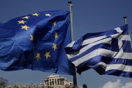 Σφίγγει ο κορσές του νέου Μεσοπρόθεσμου - Αύξηση επενδύσεων και περιορισμοί δαπανών