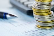 Πρωτογενές πλεόνασμα 7,6 δισ. ευρώ στο 8μηνο - Υπέρβαση 1,9 δισ. ευρώ στα φορολογικά έσοδα