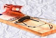 Στην εφορία καλούνται 15.000 καταθέτες 