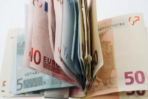 Ελάχιστο εγγυημένο εισόδημα από 75 έως 360 ευρώ το μήνα