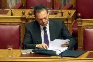 Με υπόμνημα οκτώ σημείων το ΠΑΣΟΚ στη σύσκεψη για τις αλλαγές στα φορολογικά πρόστιμα