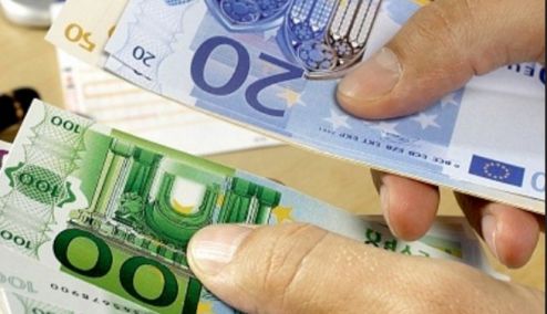 Picture 0 for Είναι υποχρεωτική η πληρωμή των μισθών μέσω τράπεζας; 